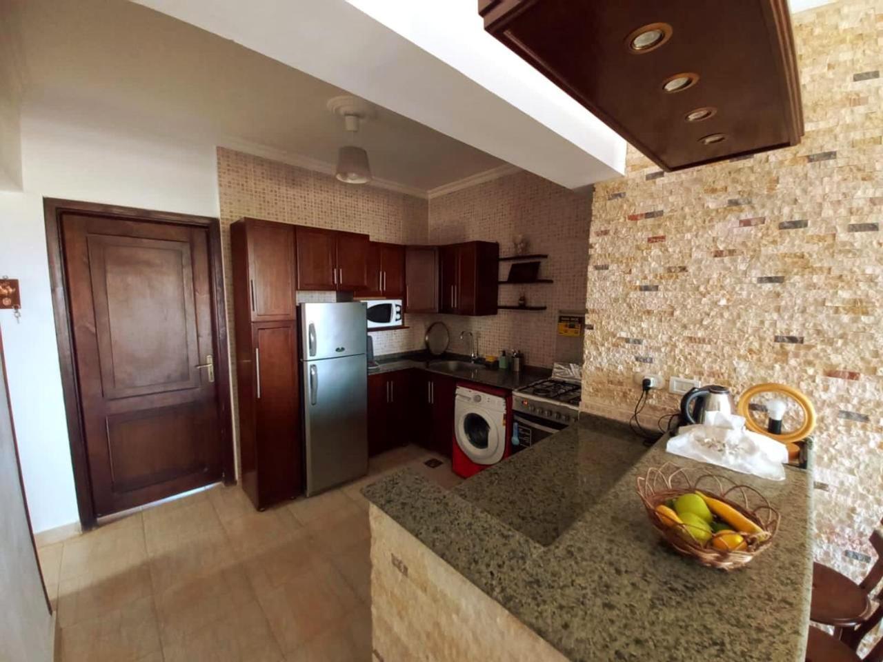 Chalet Marina Wadi Degla Families Only Pool View 2Nd Floor 6 Adults Ain Sukhna Buitenkant foto
