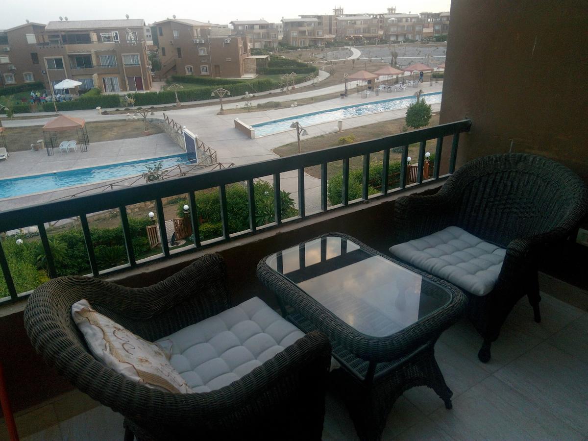 Chalet Marina Wadi Degla Families Only Pool View 2Nd Floor 6 Adults Ain Sukhna Buitenkant foto