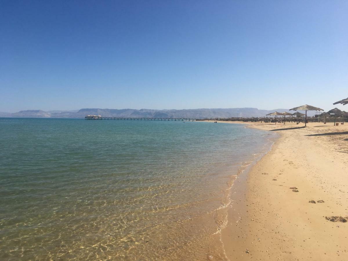 Chalet Marina Wadi Degla Families Only Pool View 2Nd Floor 6 Adults Ain Sukhna Buitenkant foto